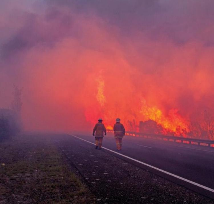 Tasmania bushfires, February 2016. Photo by Mick Reynolds, NSW Rural Fire Service