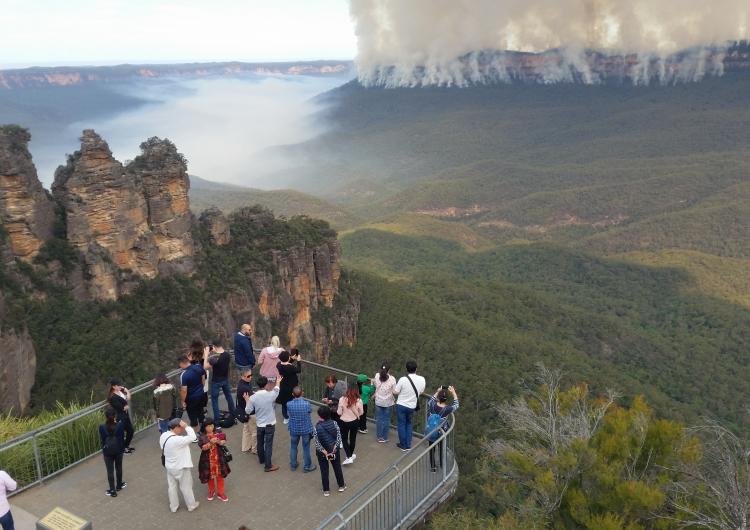 Hazard reduction burn in the Blue Mountains. Photo: NSW NPWS