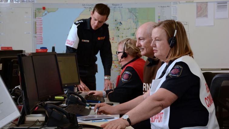 This research describes the Key Tasks Cognitive Aid, a new tool that can be used to support emergency management during a crisis. Photo: SA Country Fire Service.