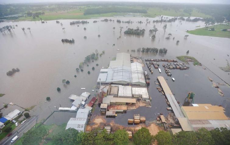 Clarence catchment, Timber Mill, South Grafton, January 2011. Photo: New South Wales State Emergency Services.