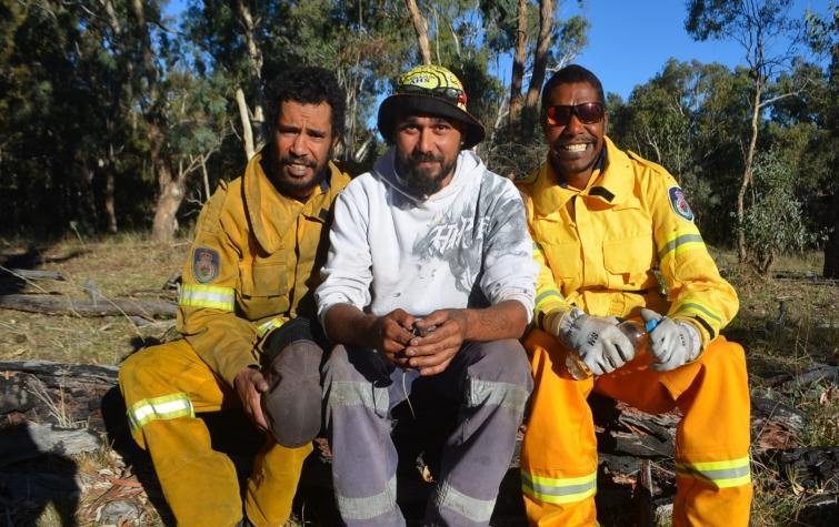 NSW Rural Fire Service volunteers and community members undertaking cultural burning. Photo: Michelle McKemey