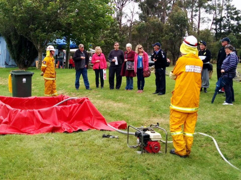 The TFS Bushfire Ready Neighbourhoods Program in action at the Leslie Vale Field Day.