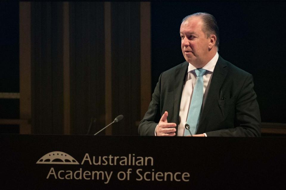 Mark Crosweller AFSM speaks at the 2018 Science at the Shine Dome.
