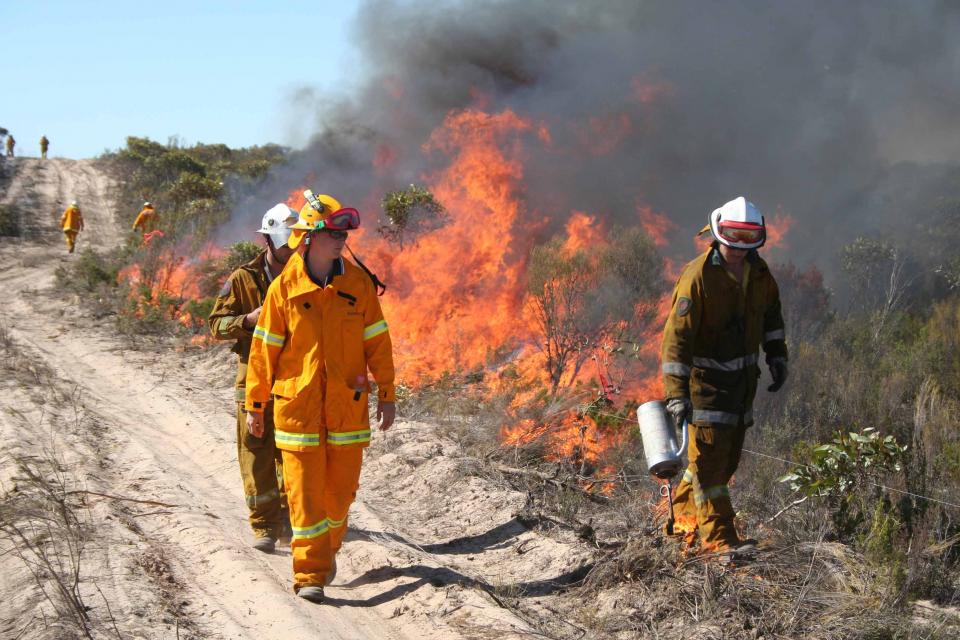 Prescribed burning at Ngarkat Conservation Park, SA.